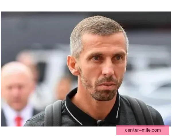 伯恩茅斯宣布解雇主帅加里奥尼尔 因战绩不佳未能达到预期目标