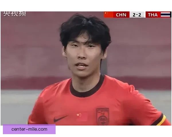 中国男足主场险平泰国惊险晋级亚洲赛场引关注 中国男足主场险平泰国惊险晋级亚洲赛场引关注